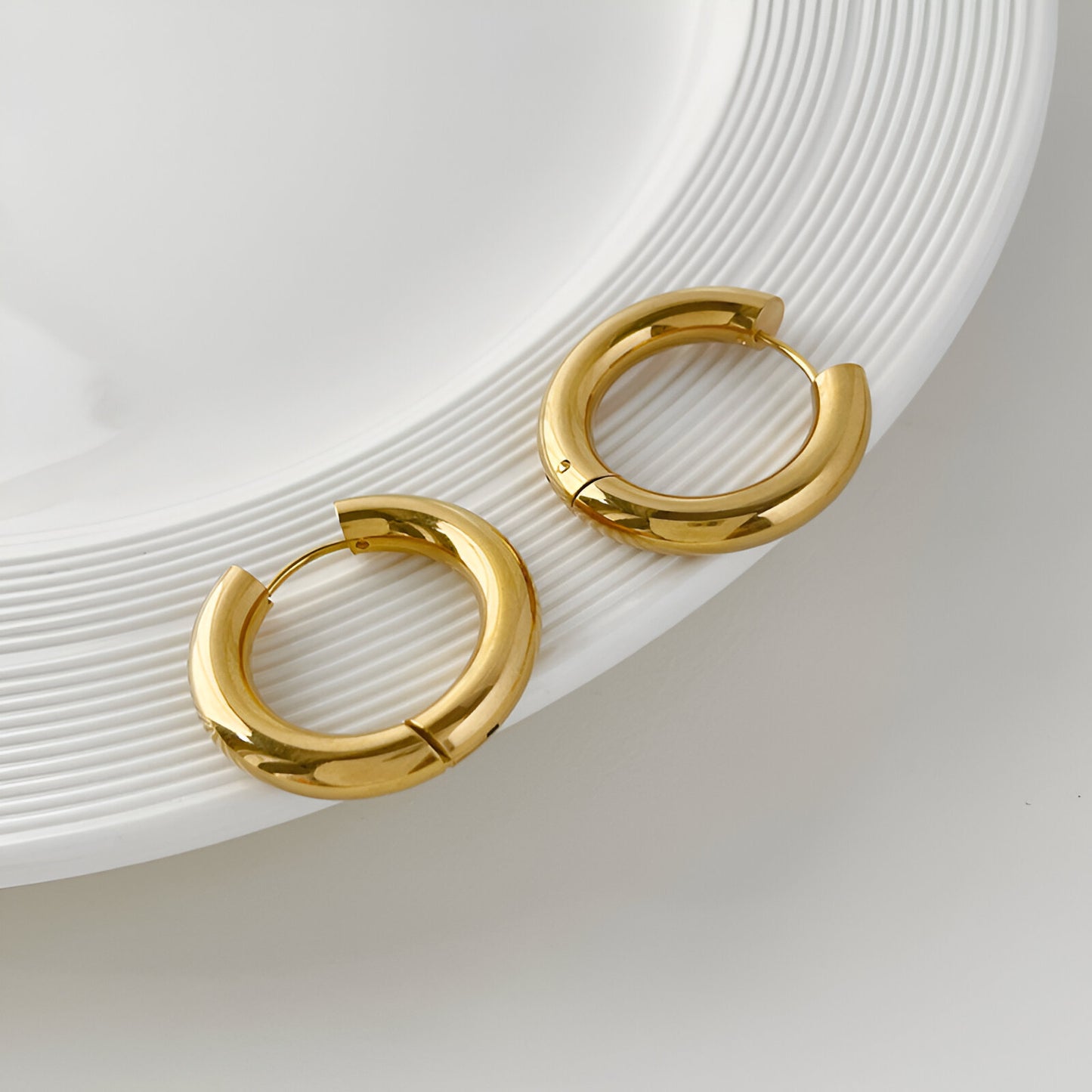 Aros Dorados - Acero Inoxidable bañado en Oro de 18K