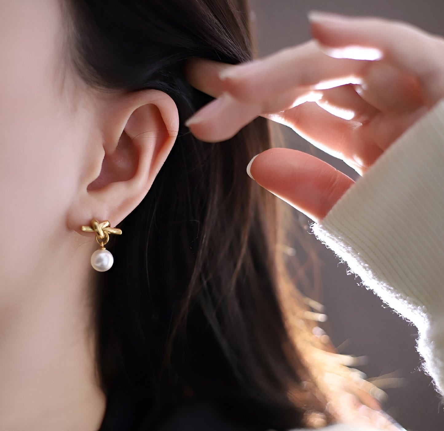 Aretes Lazo de Oro - Acero Inoxidable bañado en Oro de 18K